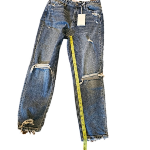 Flying Monkey Light/Medium Wash High Rise Boyfriend Straight Leg Jeans Size 30 - Picture 16 of 16